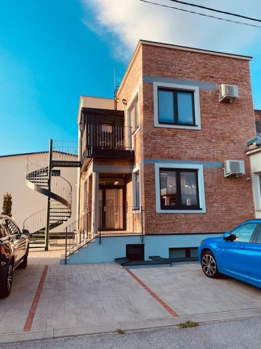 Dvojizbovy Apartman V Blizskom Centre Bardejova Exterior foto